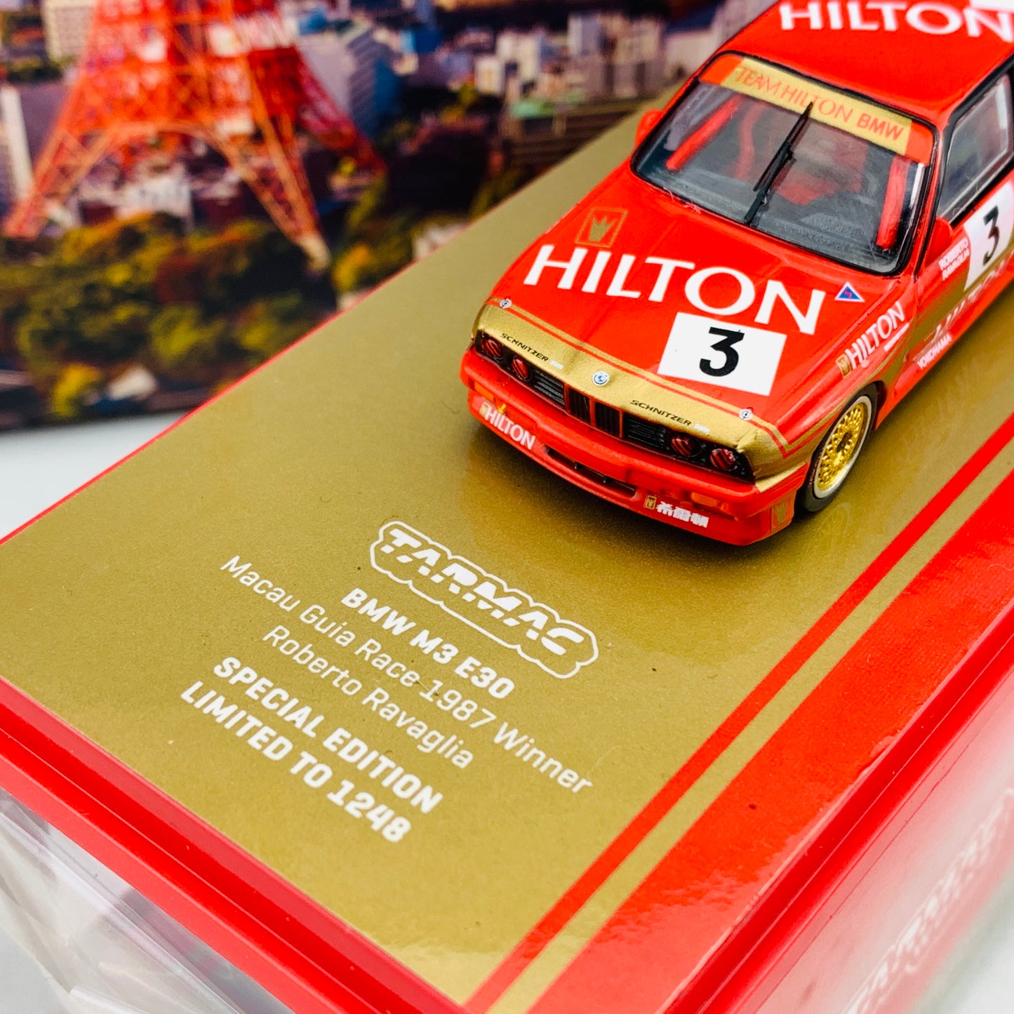 Tarmac Works 1/64  BMW M3 E30 Macau Guia Race 1987 Winner Roberto Ravaglia Macau GP 2020 Special Edition  T64-009-87MAC03