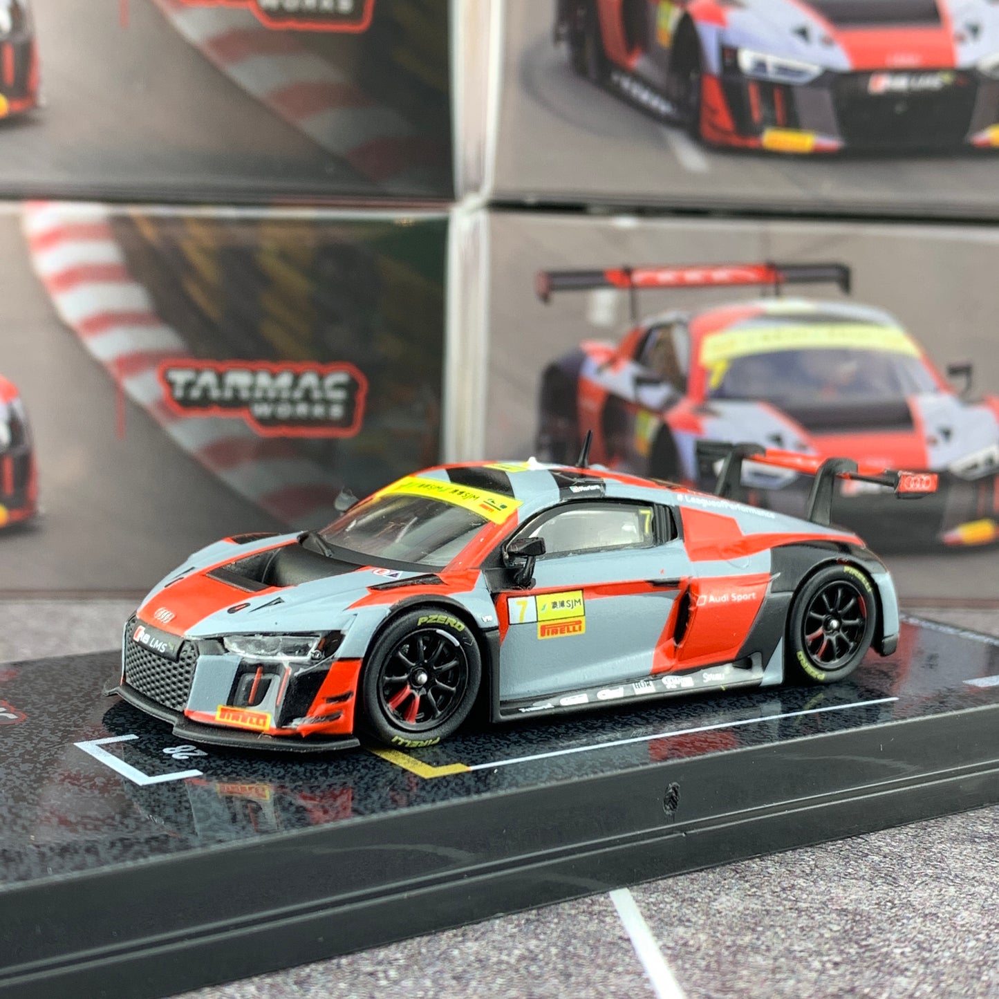 Tarmac Works 1/64 Audi R8 LMS Macau GT Cup FIA GT World Cup 2016 Edoardo Mortara T64-007-MGP16EM