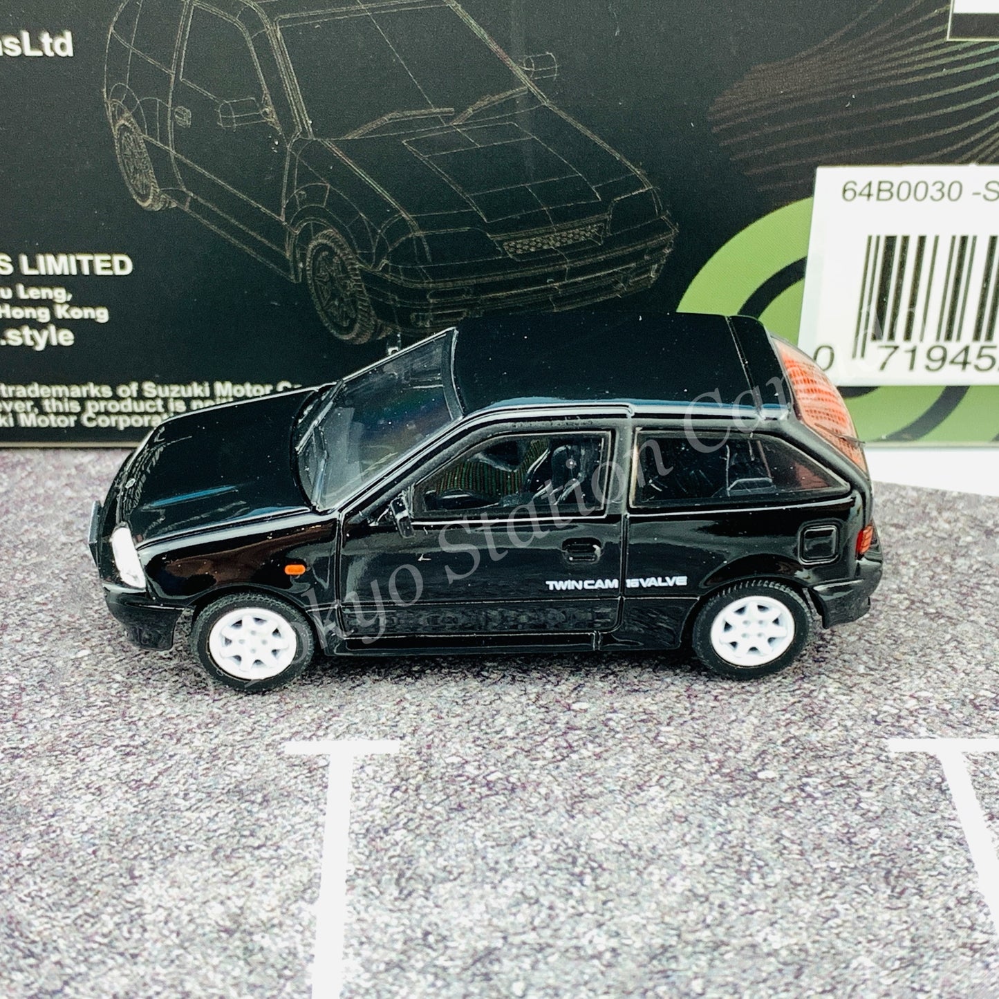BM CREATIONS JUNIOR 1/64 Suzuki Swift 1989 BLACK LHD with Extra Wheels, Lowering Parts 64B0030