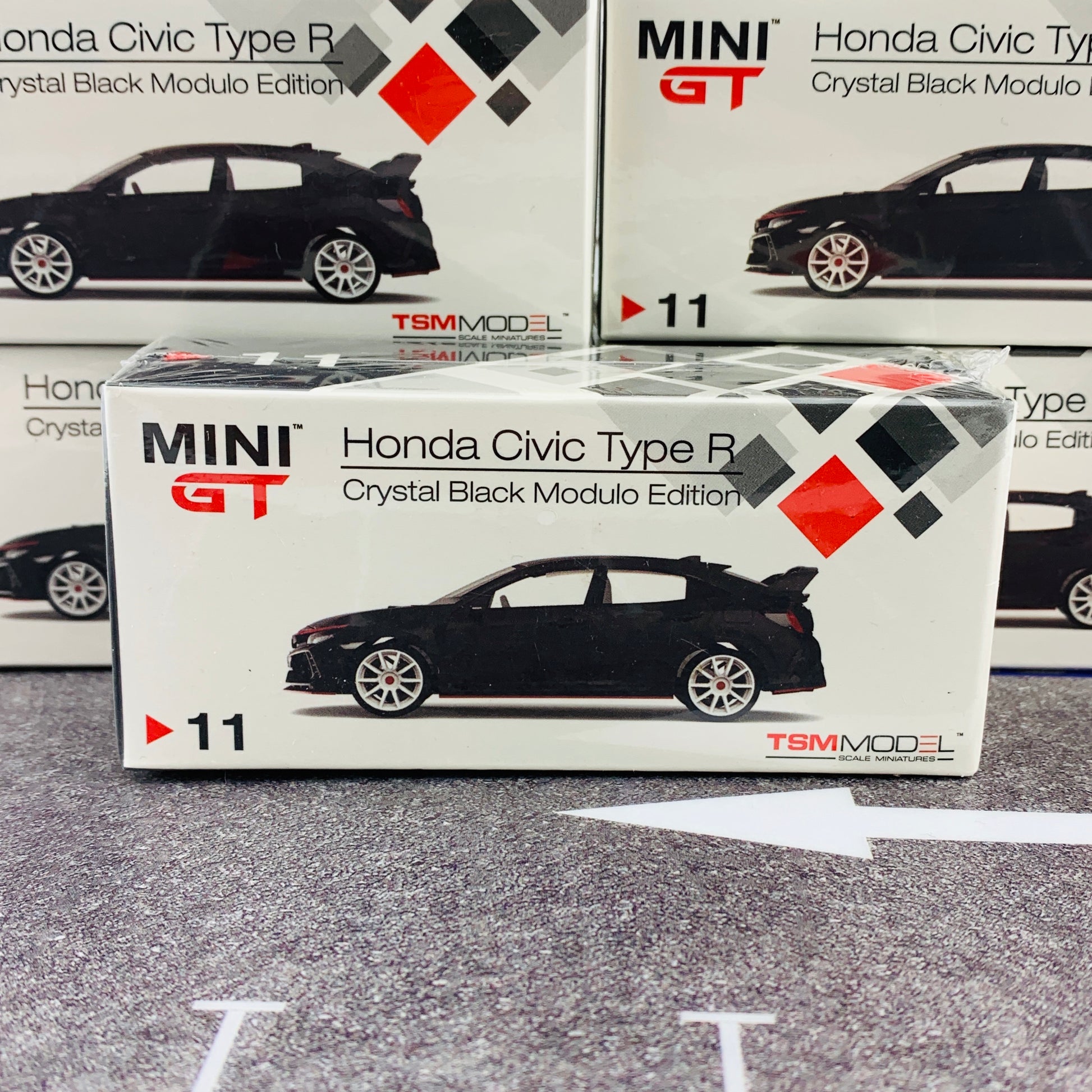 MINI GT 1/64 Honda Civic Type R (FK8) Crystal Black Modulo Edition Malaysian Exclusive RHD MGT00011-R