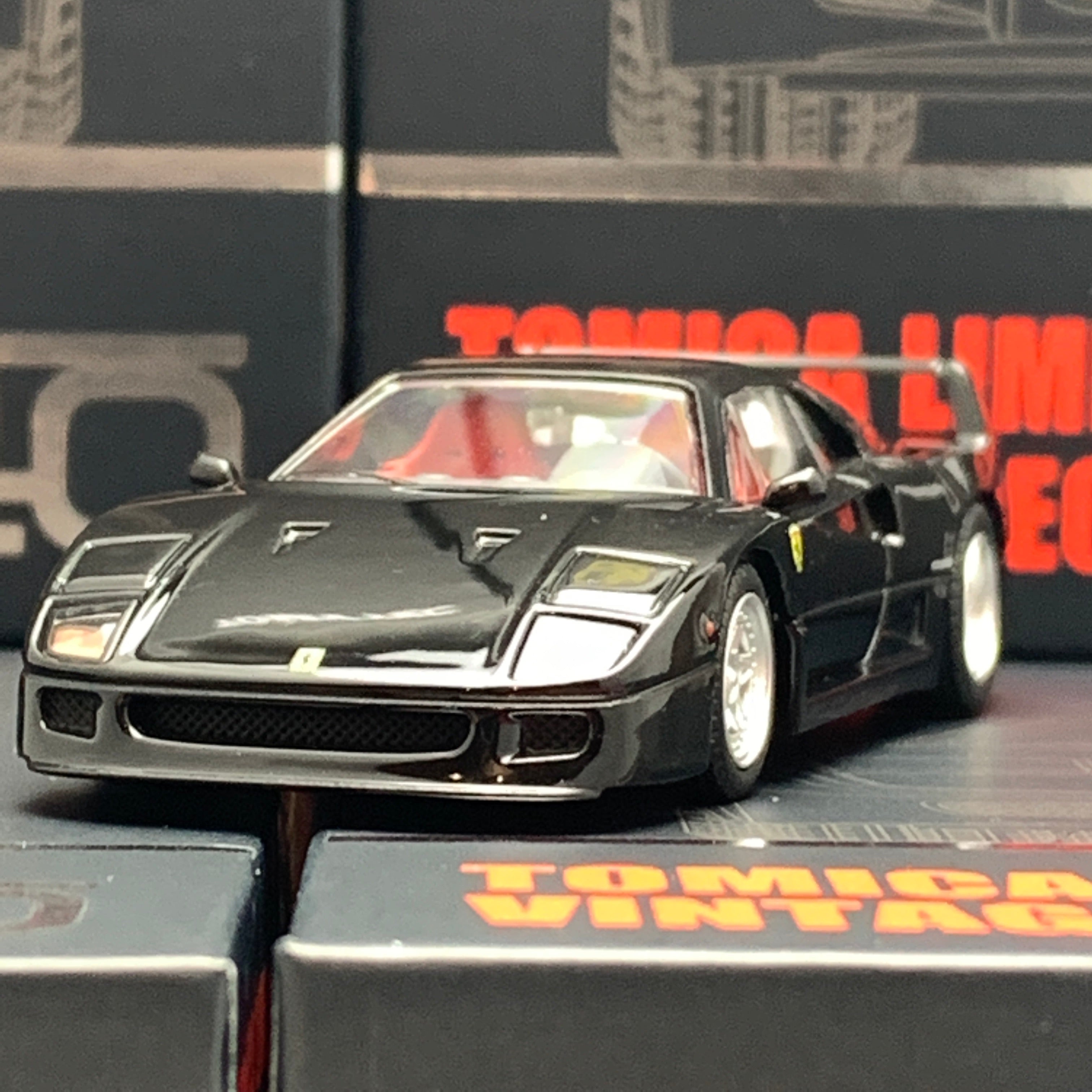 TOMYTEC TOMICA LIMITED　VINTAGE NEO F40 The Ferrari F40 Tomica Limited Vintage Neo is Pretty Amazing - YouTube