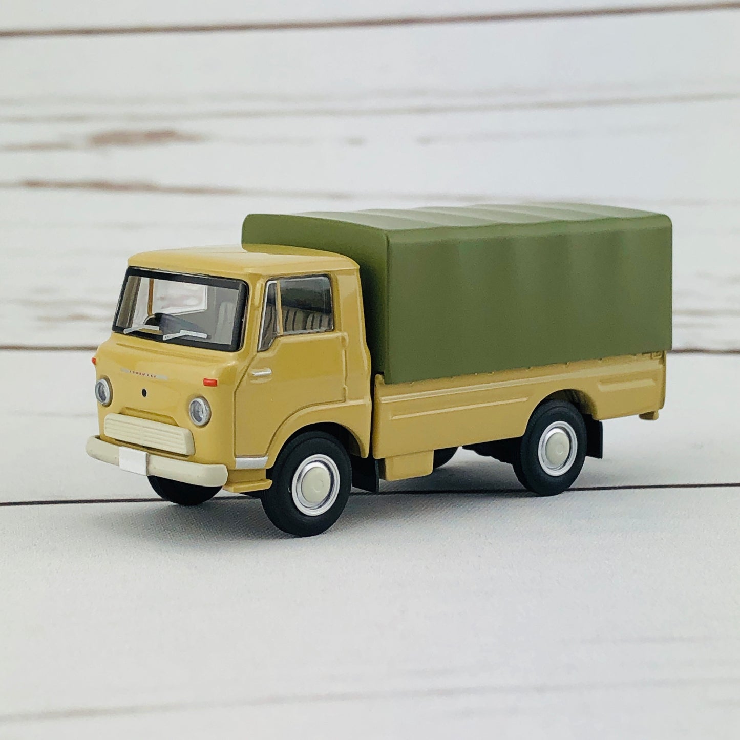 Tomica Limited Vintage Isuzu Elf BROWN LV-178b