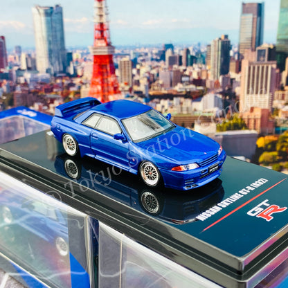INNO64 1/64 NISSAN SKYLINE GT-R (R32) Blue  With Extra Wheels and Extra decals IN64-R32-BLU