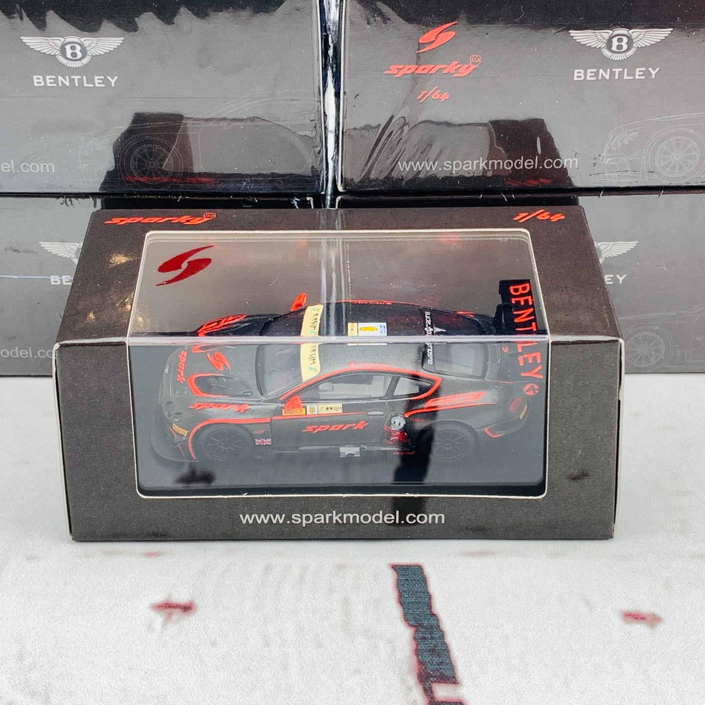 Sparky 1/64 BENTLEY CONTINENTAL GT3 NO.8 MACAU GP FIA GT WORLD CUP 2015 BENTLEY TEAM ABSOLUTE ADDERLY FONG Y104