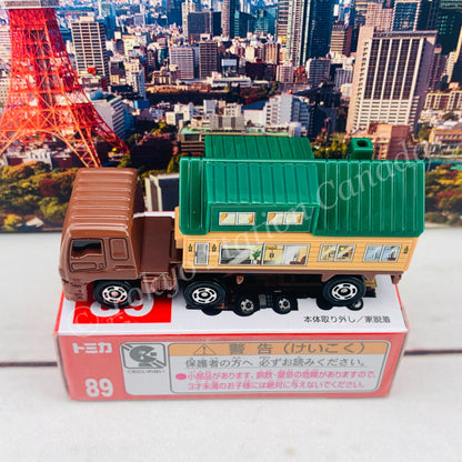 TOMICA 89 Isuzu Giga Trailer House 4904810102441