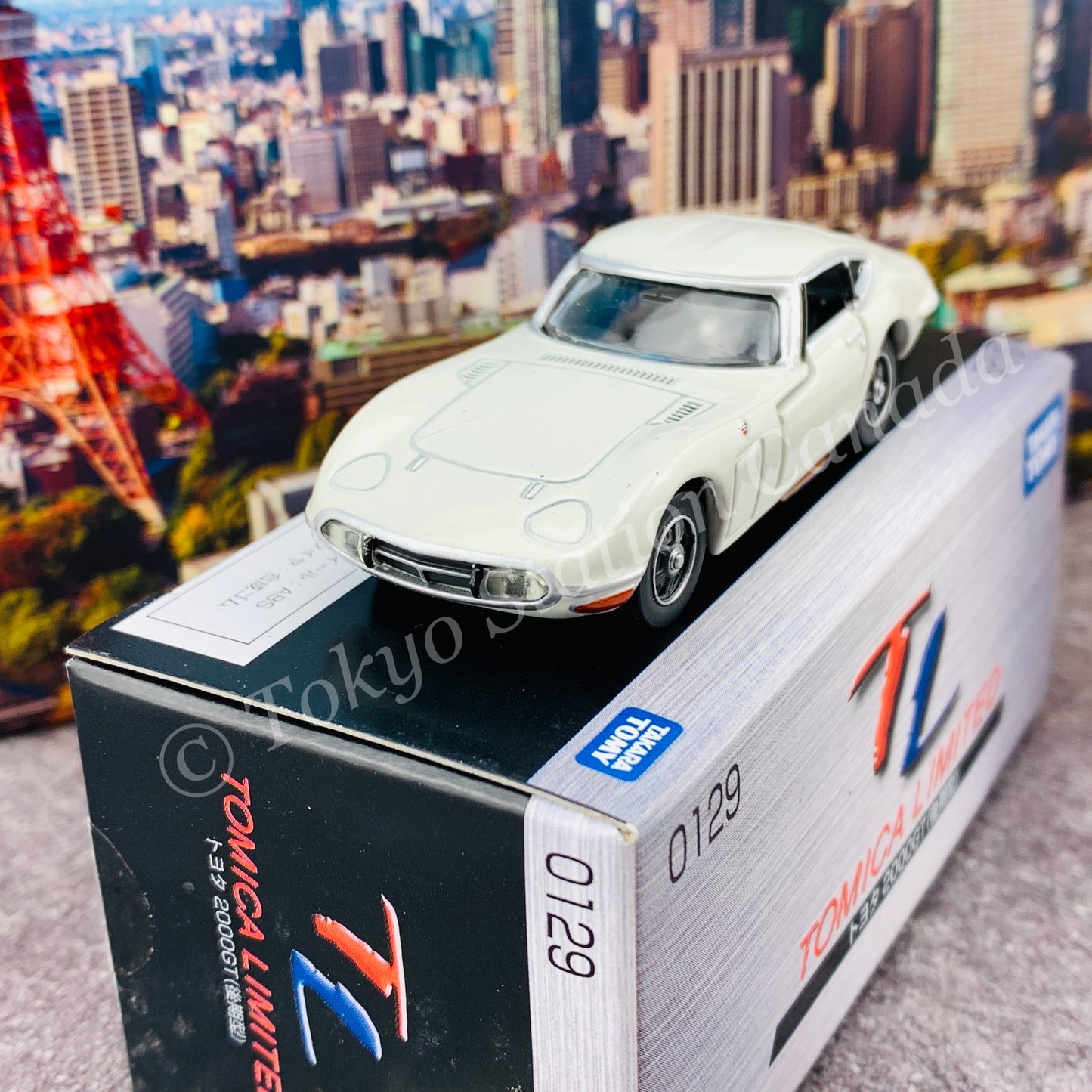 TOMICA LIMITED 0129 Toyota 2000GT (Late-Stage) 4904810363477