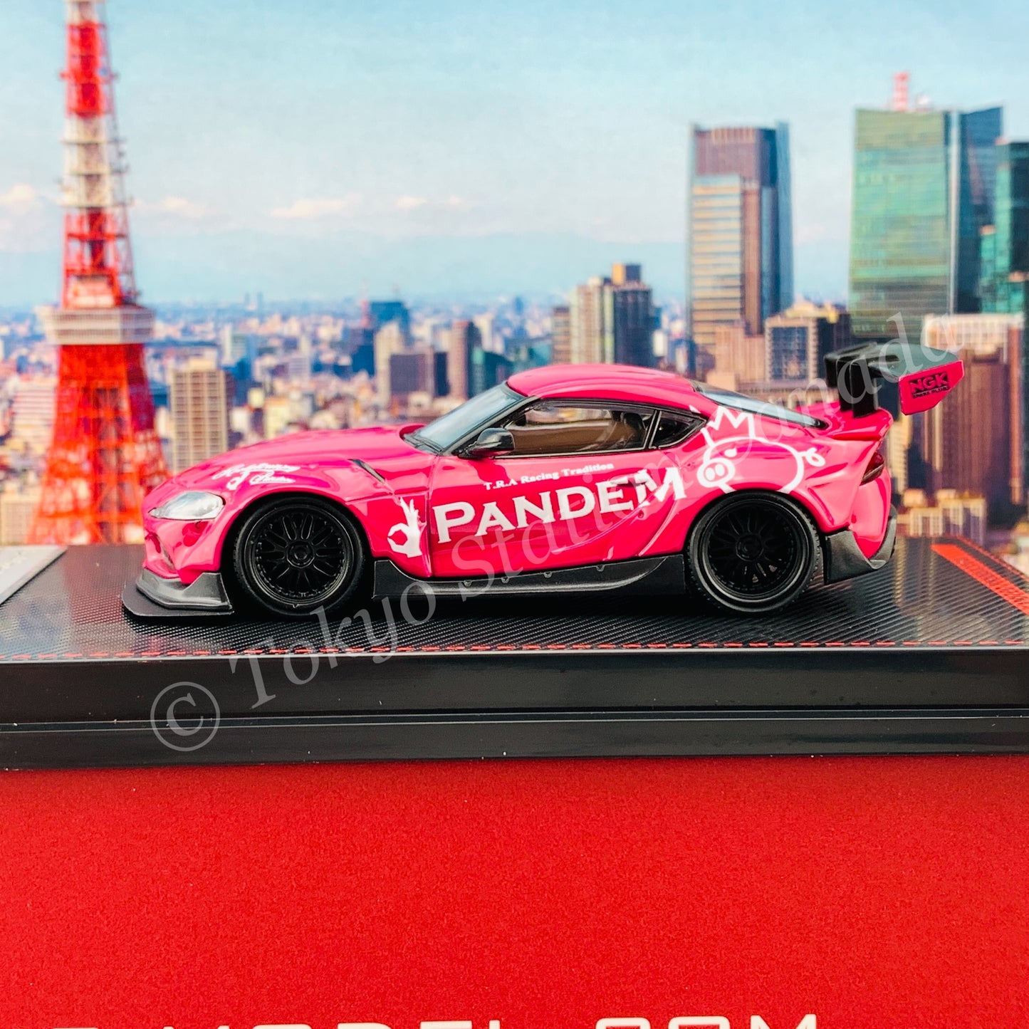 Ignition Model 1/64 PANDEM Supra (A90) Pink IG2339