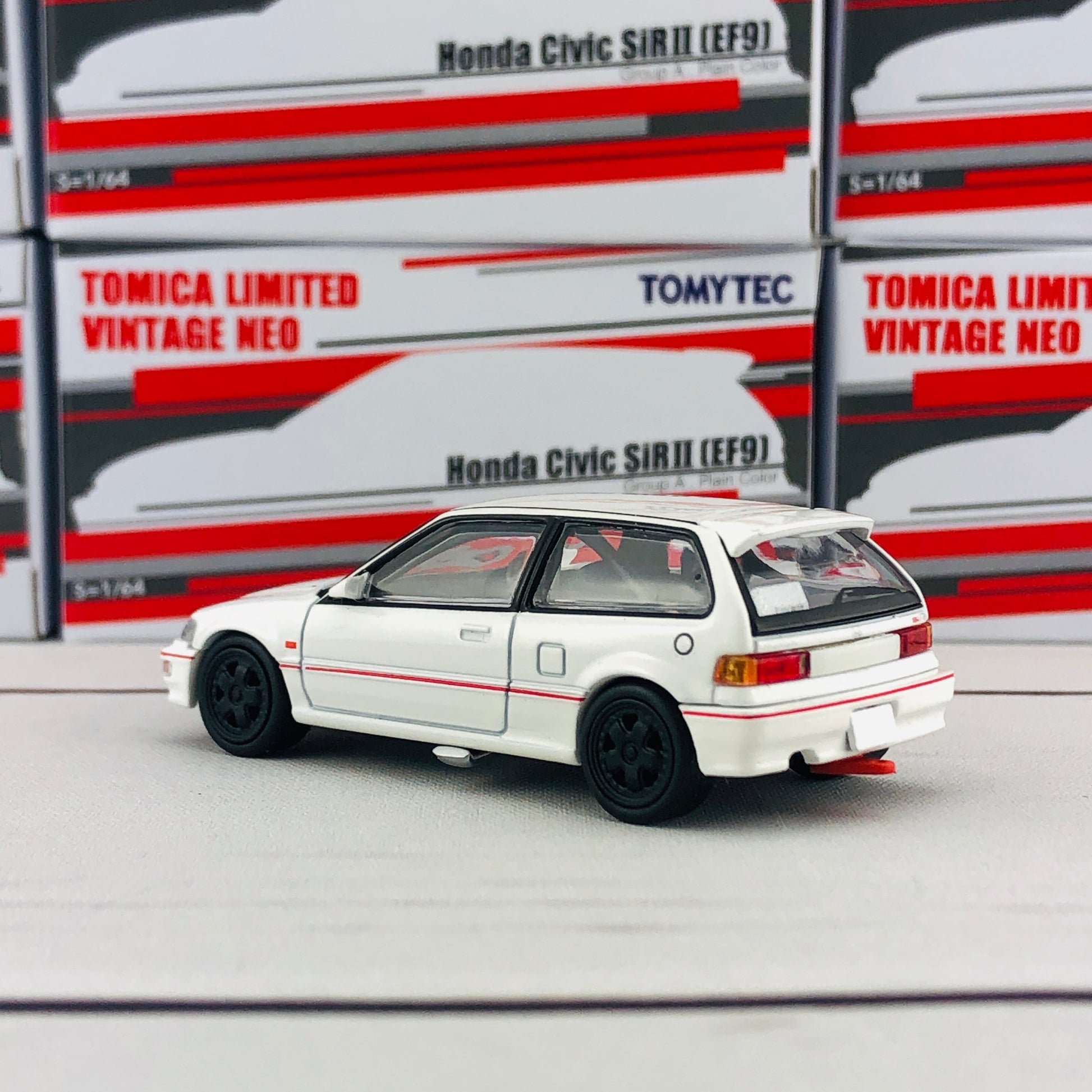 Tomytec Tomica Limited Vintage Neo 1/64 Honda Civic SiR II (EF9) Group A Plain Color Hong Kong Exclusive White