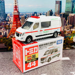 TOMICA 44 Nissan NV400 EV Ambulance