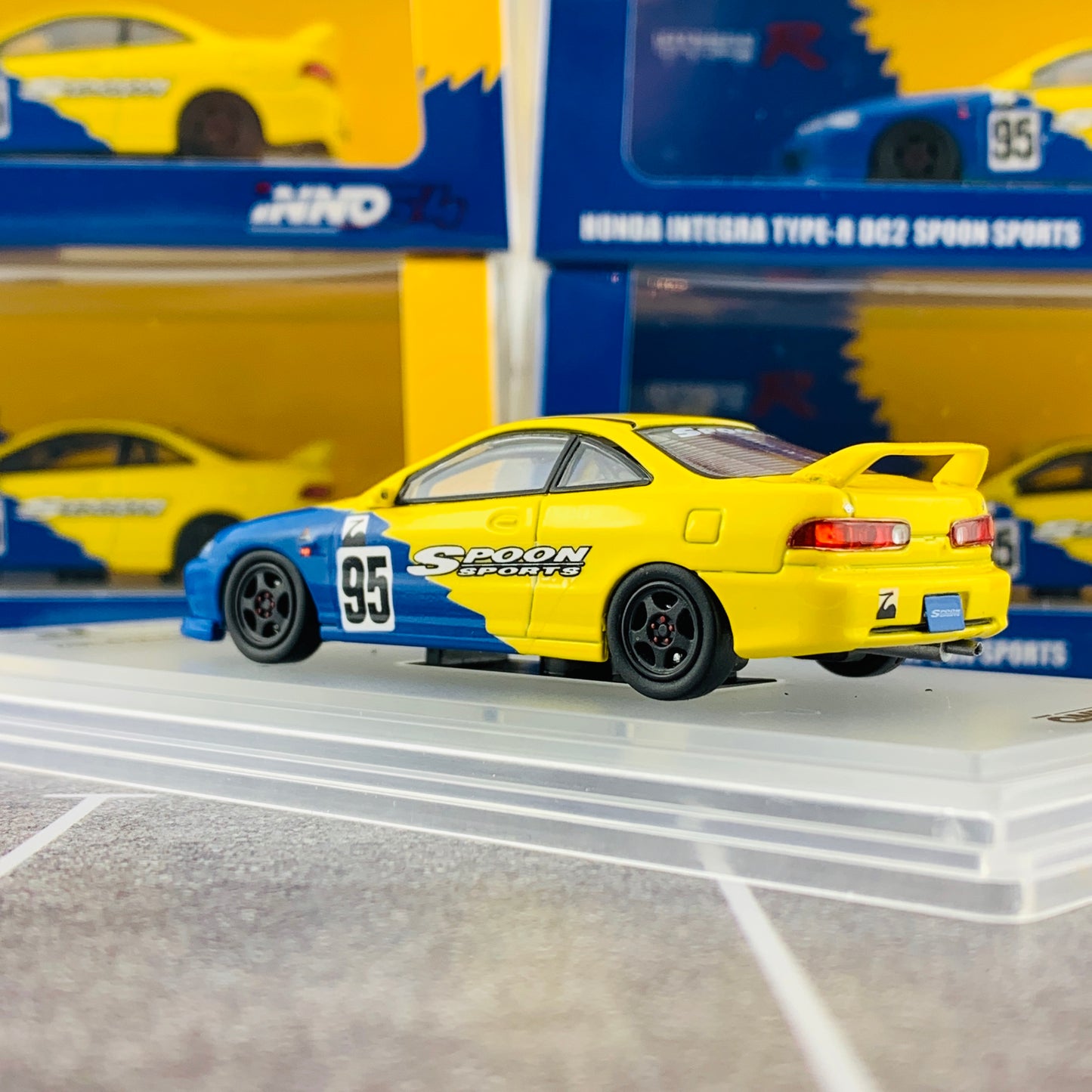 INNO64 1/64 HONDA INTEGRA TYPE-R DC2 SPOON SPORTS IN64-DC2-SP