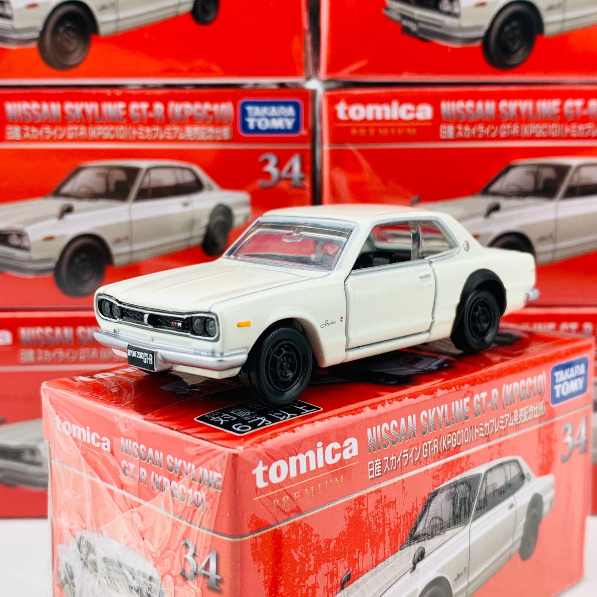 TOMICA PREMIUM 34 NISSAN SKYLINE GTR KPGC10 (ANNIVERSARY OF TOMICA PREMIUM RELEASE VER.)