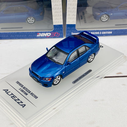 NNO64 1/64 Toyota Altezza RS200 Z-Edition with extra wheels set and carbon hood water slide decals IN64-RS200-BLU