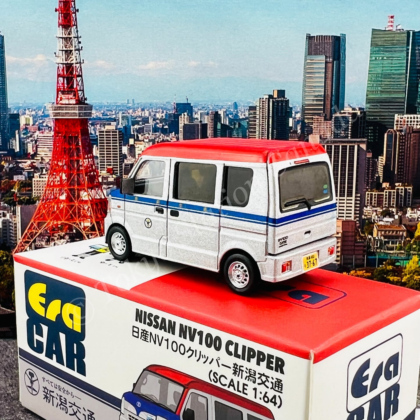 ERA CAR 1/64 NISSAN NV100 CLIPPER Niigata Kotsu (4897099931768)