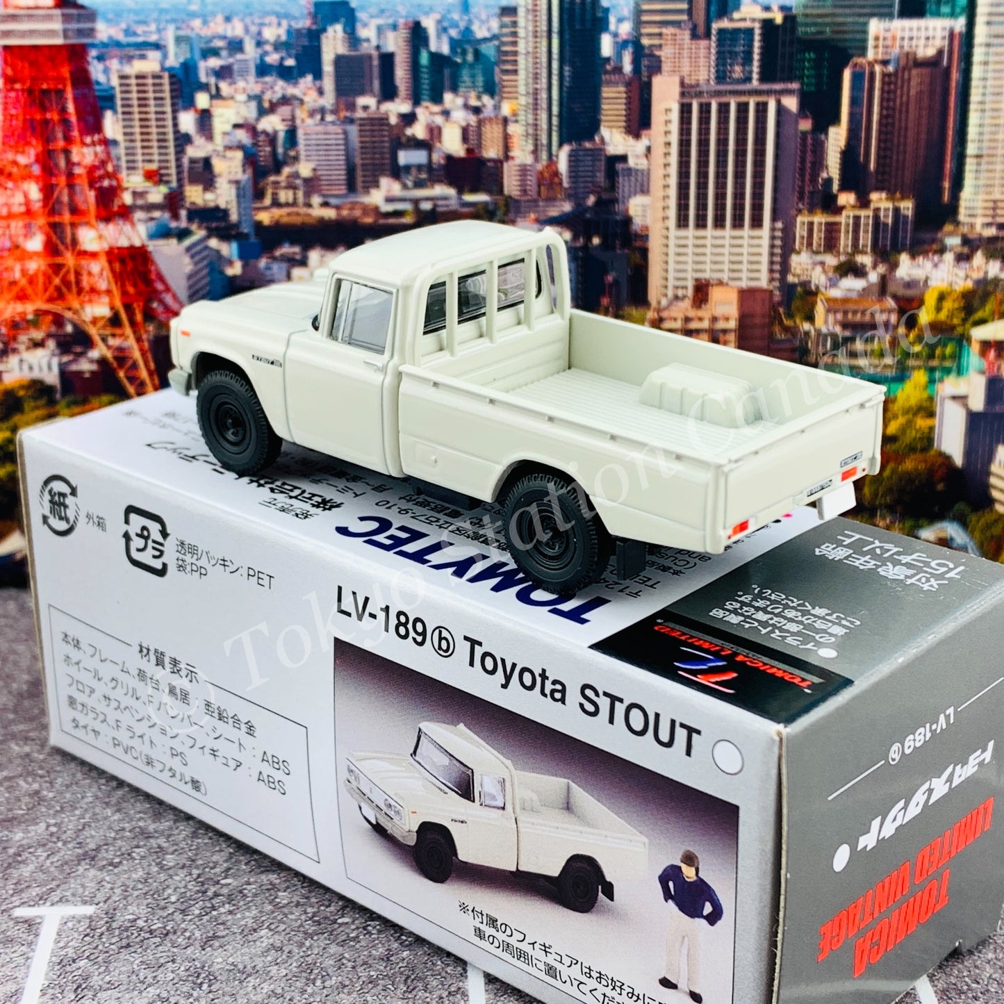 Tomytec Tomica Limited Vintage 1/64 Toyota Stout (white) LV-189b