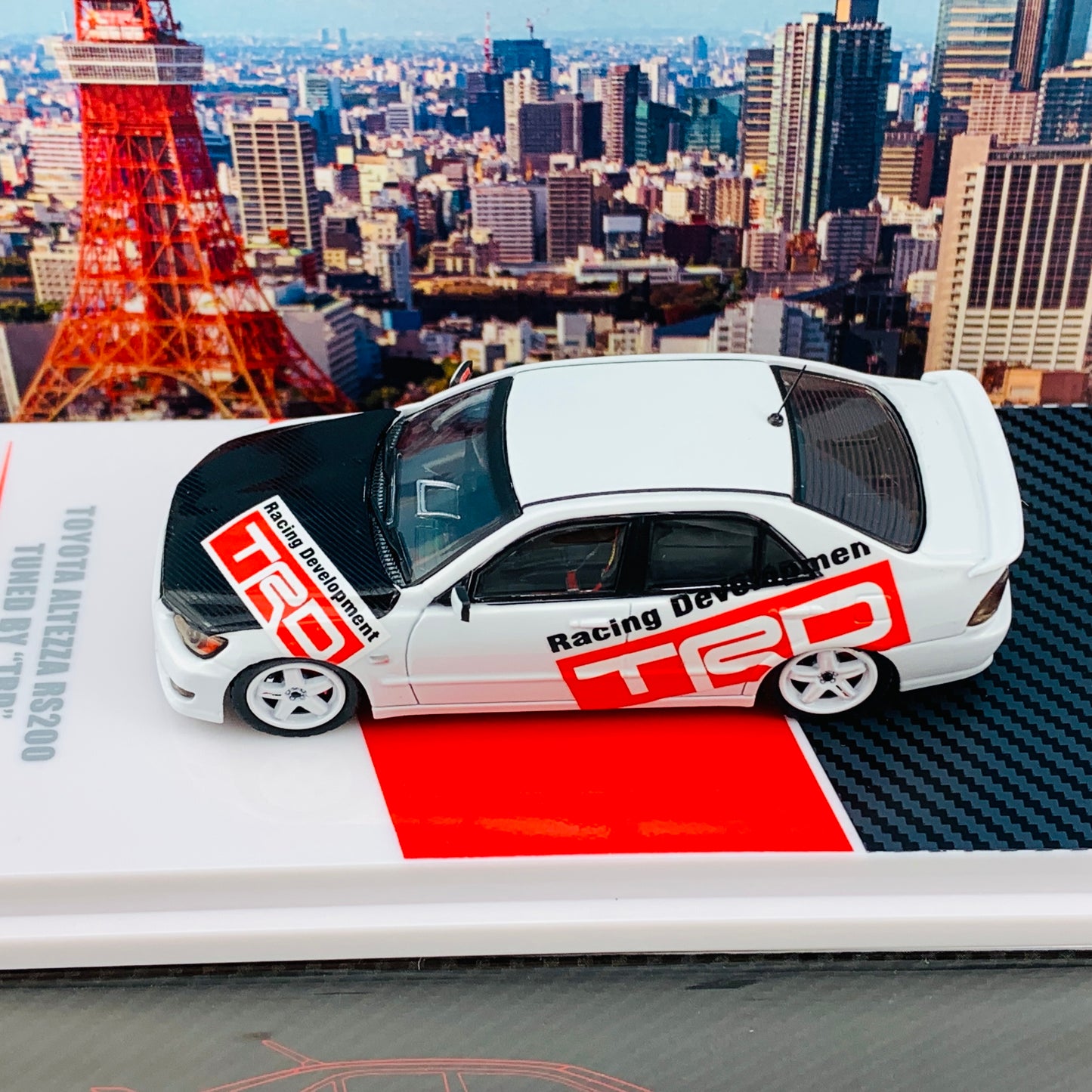 INNO64 1/64 Toyota Altezza Tuned by TRD IN64-RS200-TRD