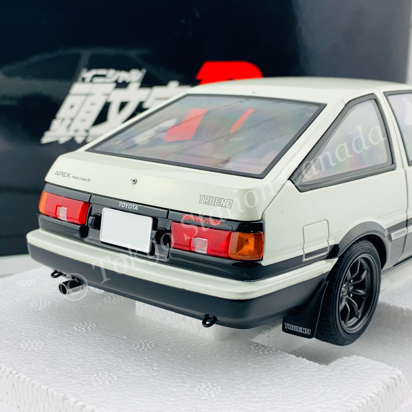 AUTOart 1/18 Toyota Sprinter Trueno AE86 Initial D Project D Final Version 78799
