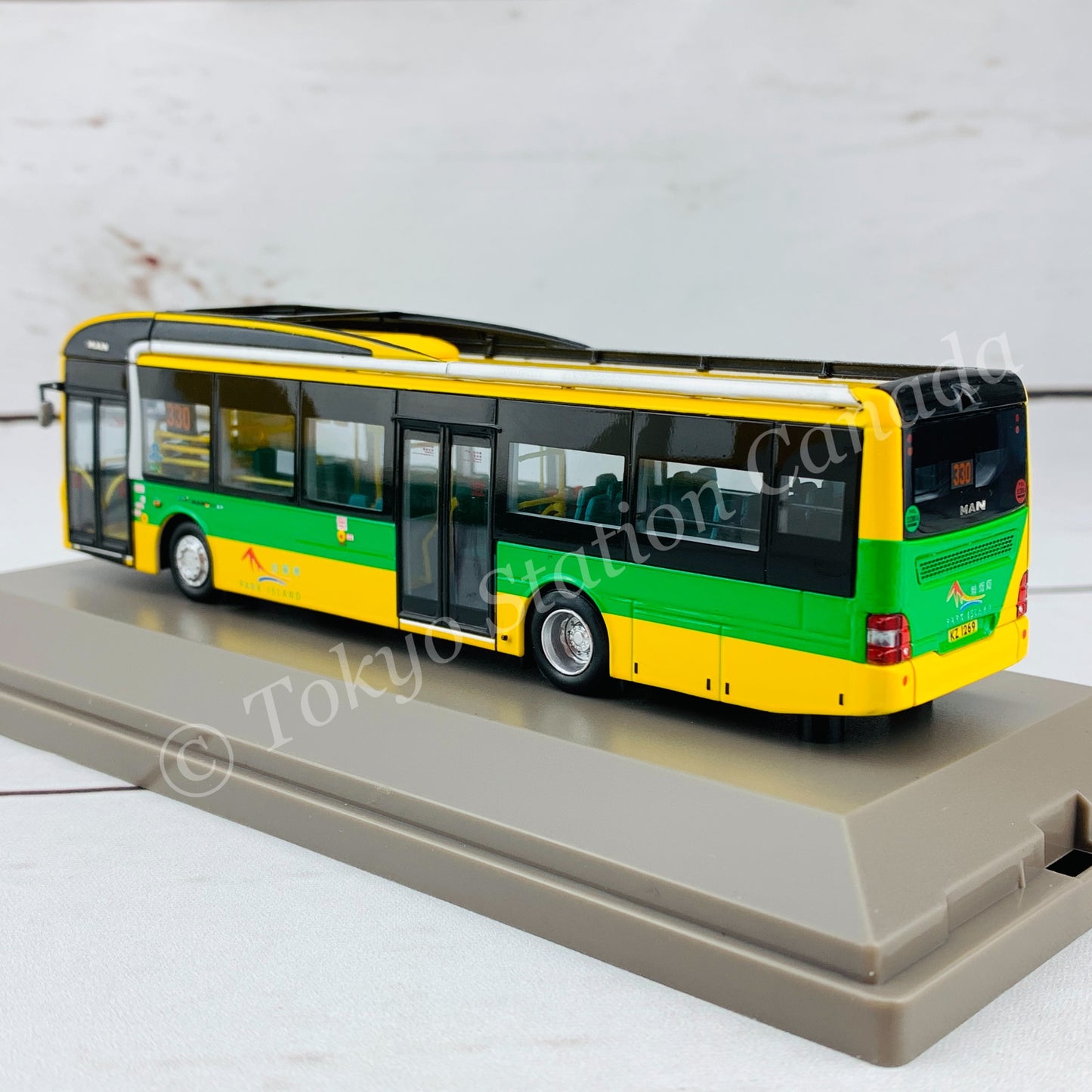 Model 1 1/76 珀麗灣 PARK ISLAND MAN A22 12m #63242