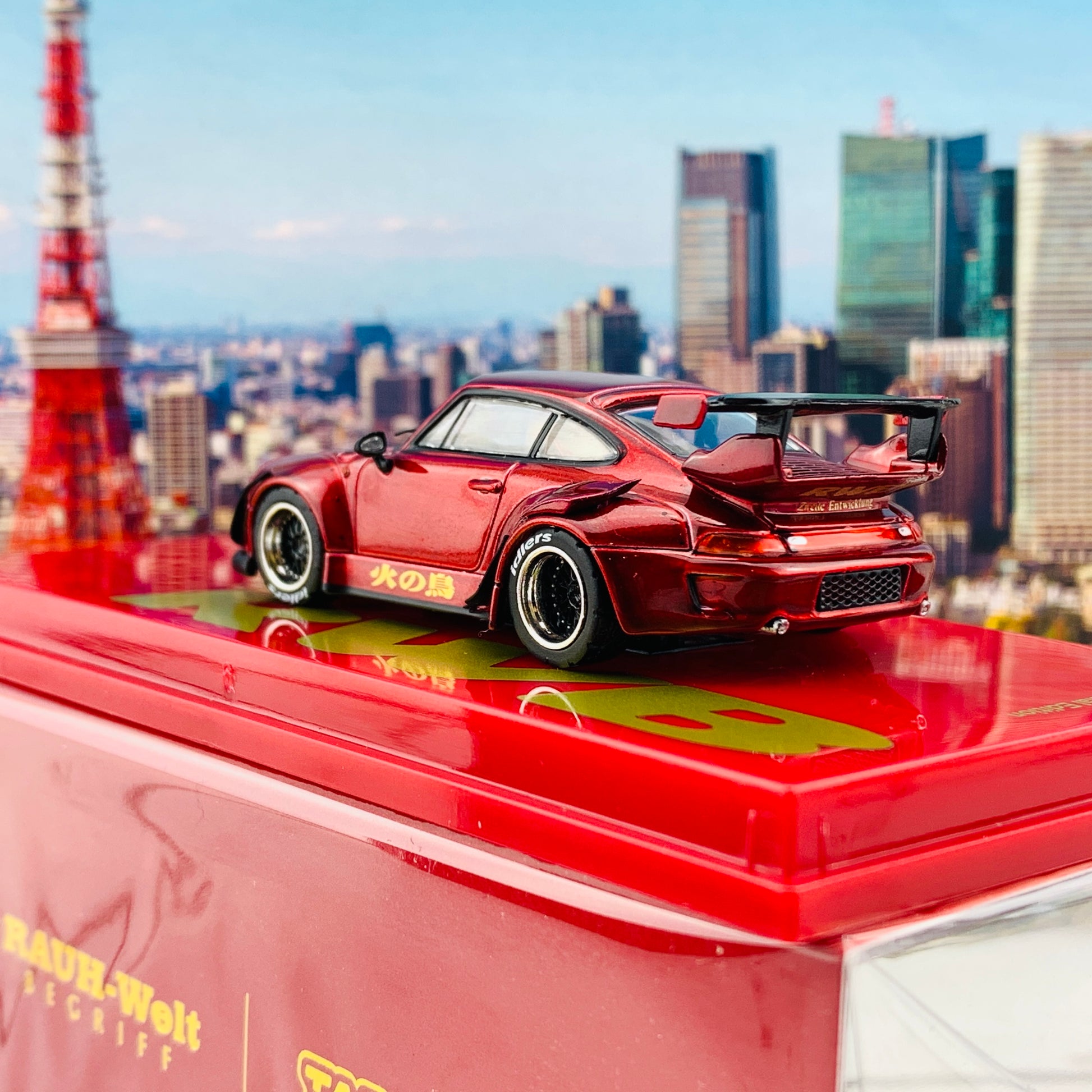 Tarmac Works 1/64 RWB 993 火の鳥 Firebird Singapore Special Edition T64-017-BF