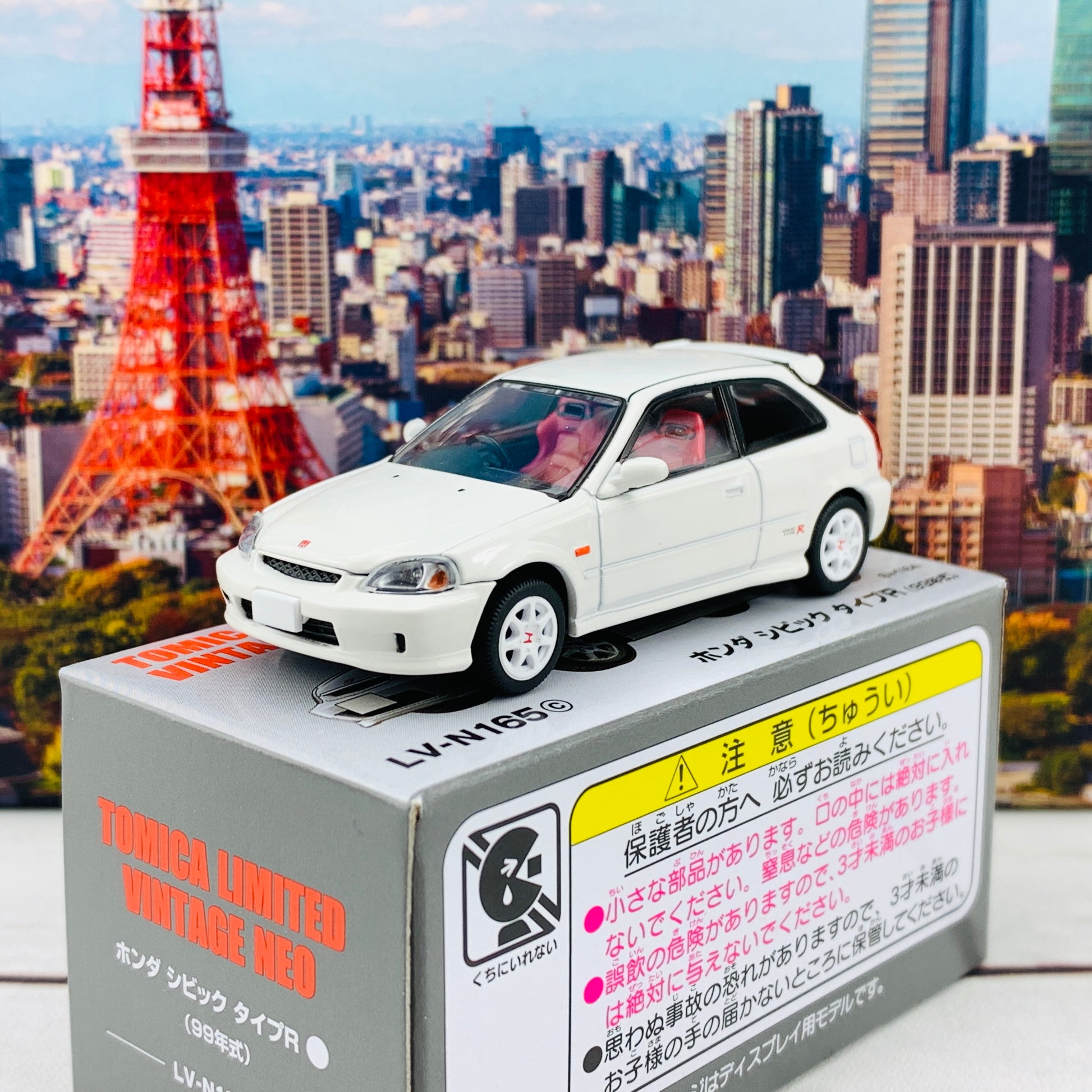 Tomytec Tomica Limited Vintage Neo 1/64 Honda Civic Type R 1999 (White) LV-N165c