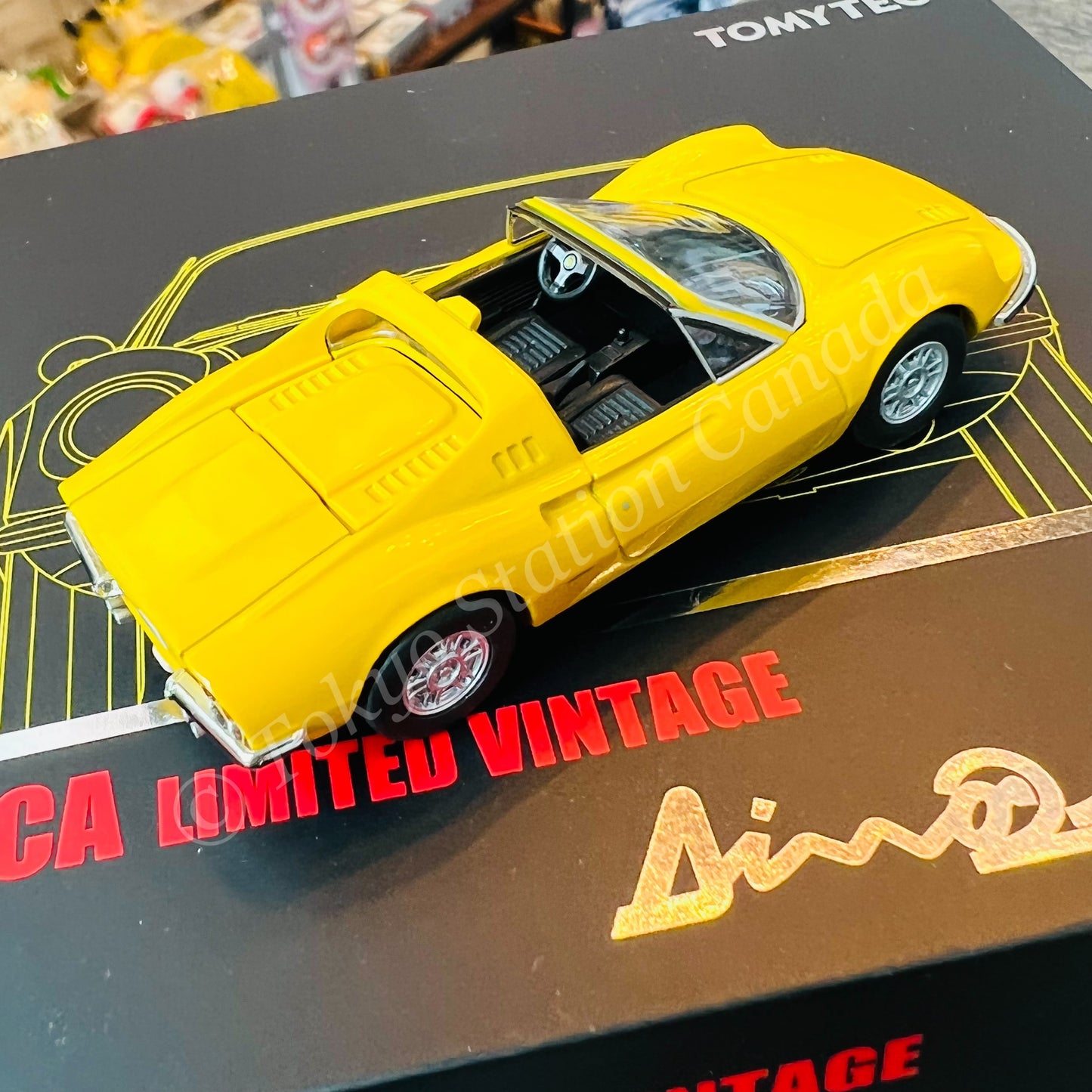 TOMYTEC Tomica Limited Vintage NEO 1/64 LV Dino 246 GTS Yellow