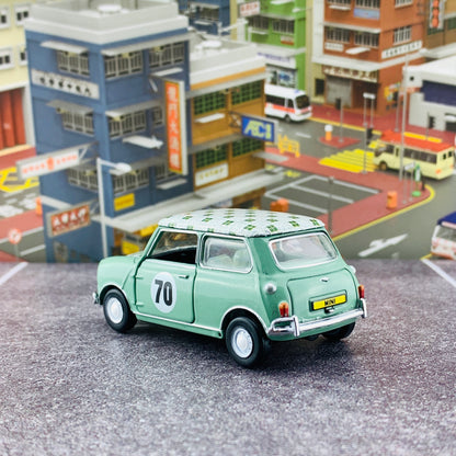 Tiny 微影 香港經典六十年系列 Mini Cooper Mk1 Hong Kong 1970s RHD 香港七十年代綠格仔 ATC64751