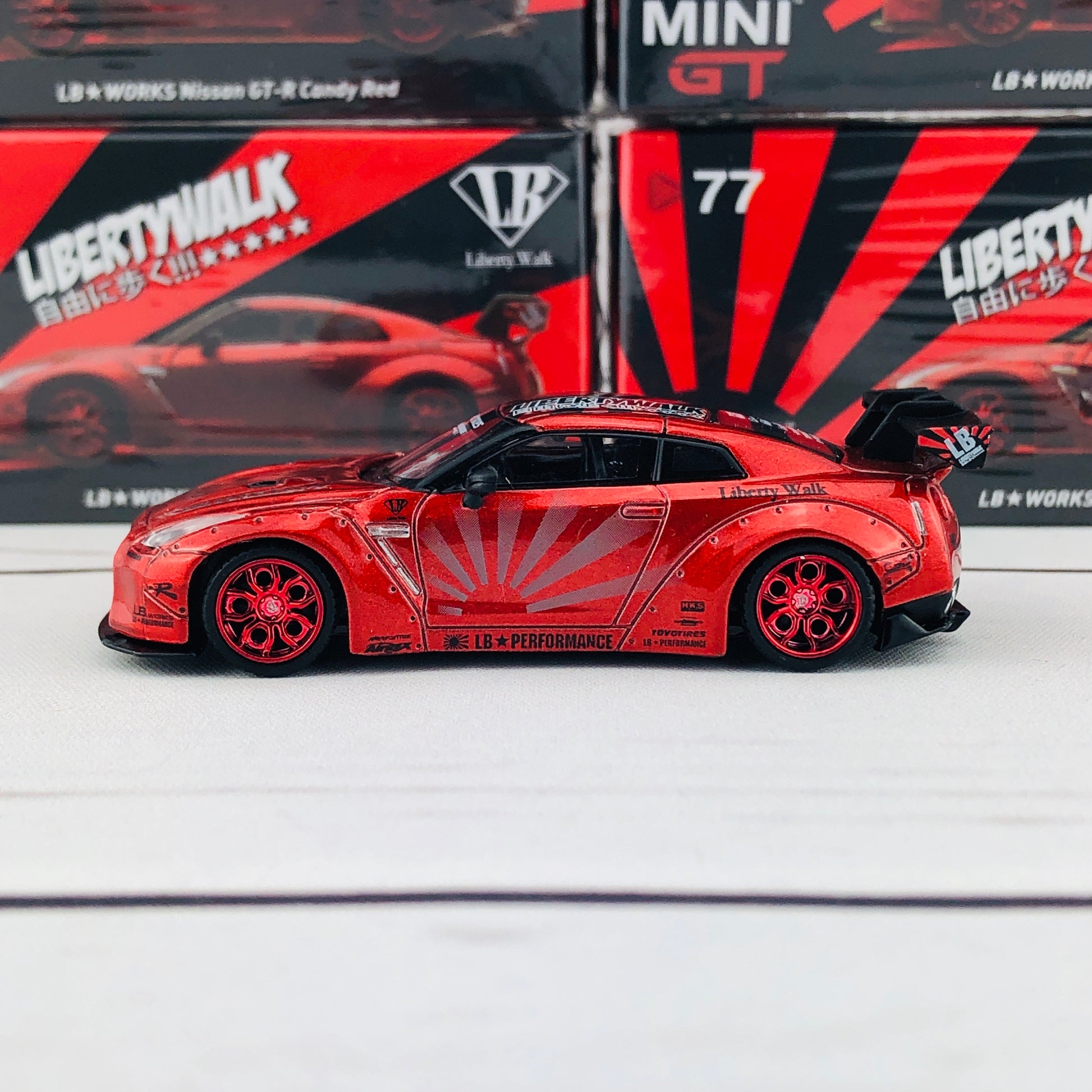 MINI GT 1/64 LB★Works Nissan GTR (R35) Type 1, Rear Wing ver 1+2 Candy Red RHD MGT00077-R