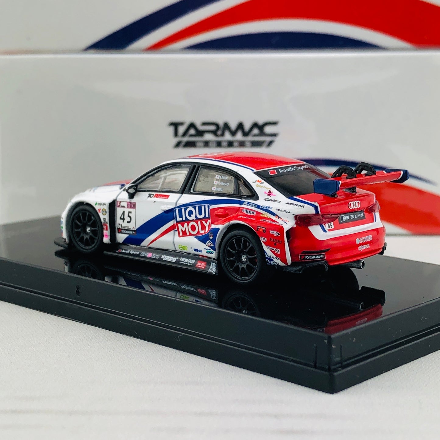 Tarmac Works 1/64 Audi RS3 LMS Super Taikyu Series 2017 Tagahara/Shirasaka/Takeda T64-013-17ST
