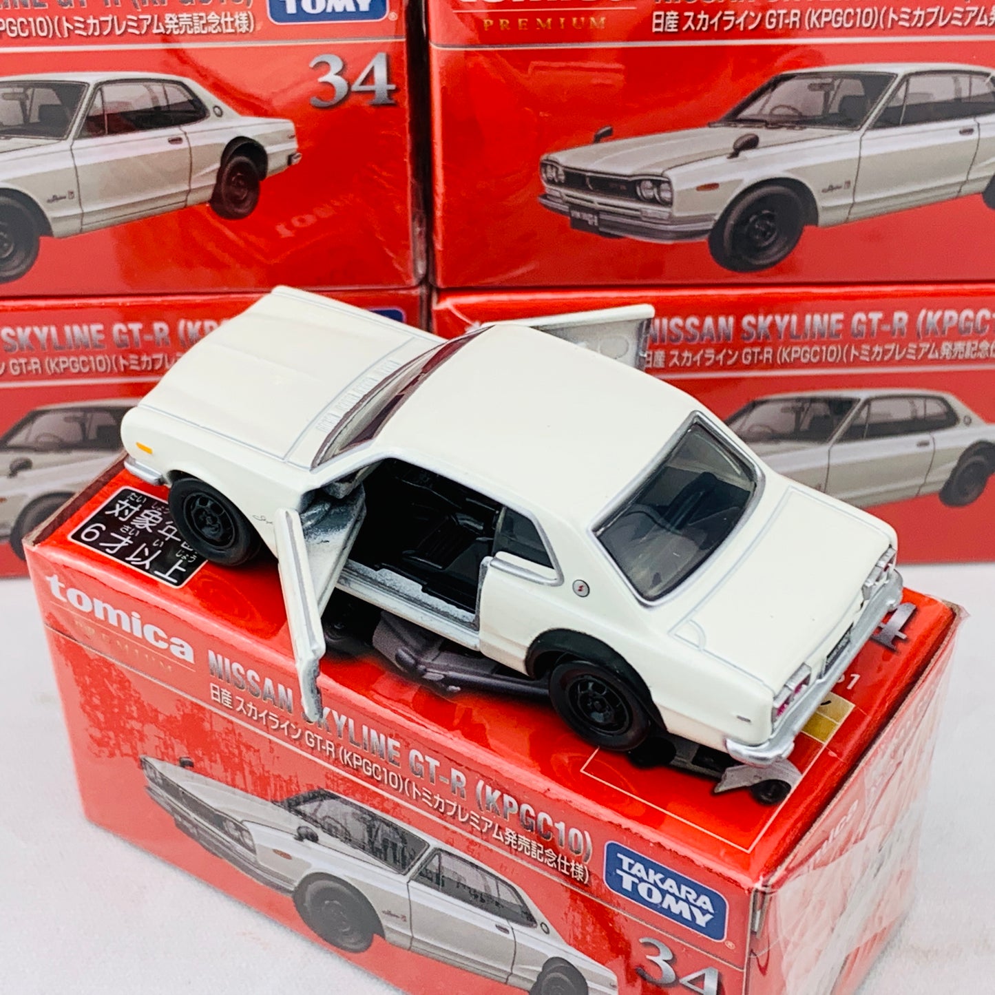 TOMICA PREMIUM 34 NISSAN SKYLINE GTR KPGC10 (ANNIVERSARY OF TOMICA PREMIUM RELEASE VER.)