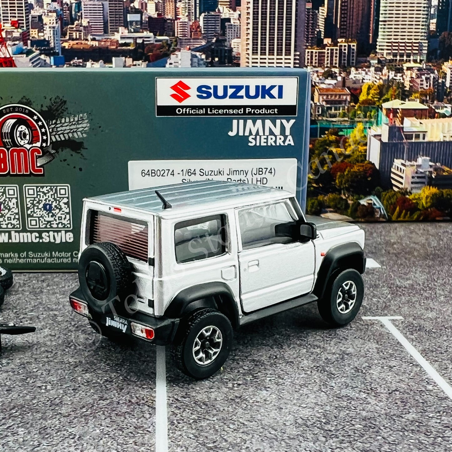 BM CREATIONS 1/64 Suzuki Jimny (JB74) Silver w/ Black Top with New Parts LHD 64B0274