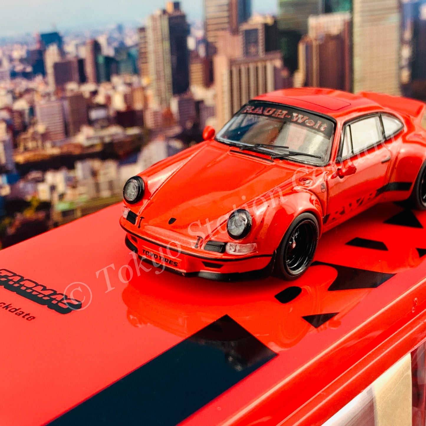 Tarmac Works 1/64 HOBBY64 RWB Backdate Red T64-046-RE