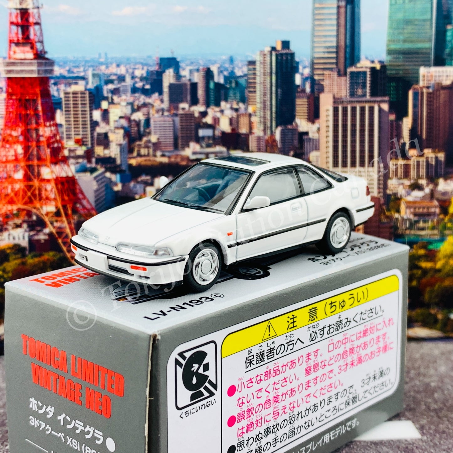 Tomytec Limited Vintage Neo 1/64 Honda Integra 3 Door Coupe XSi 1989 (White) LV-N193c