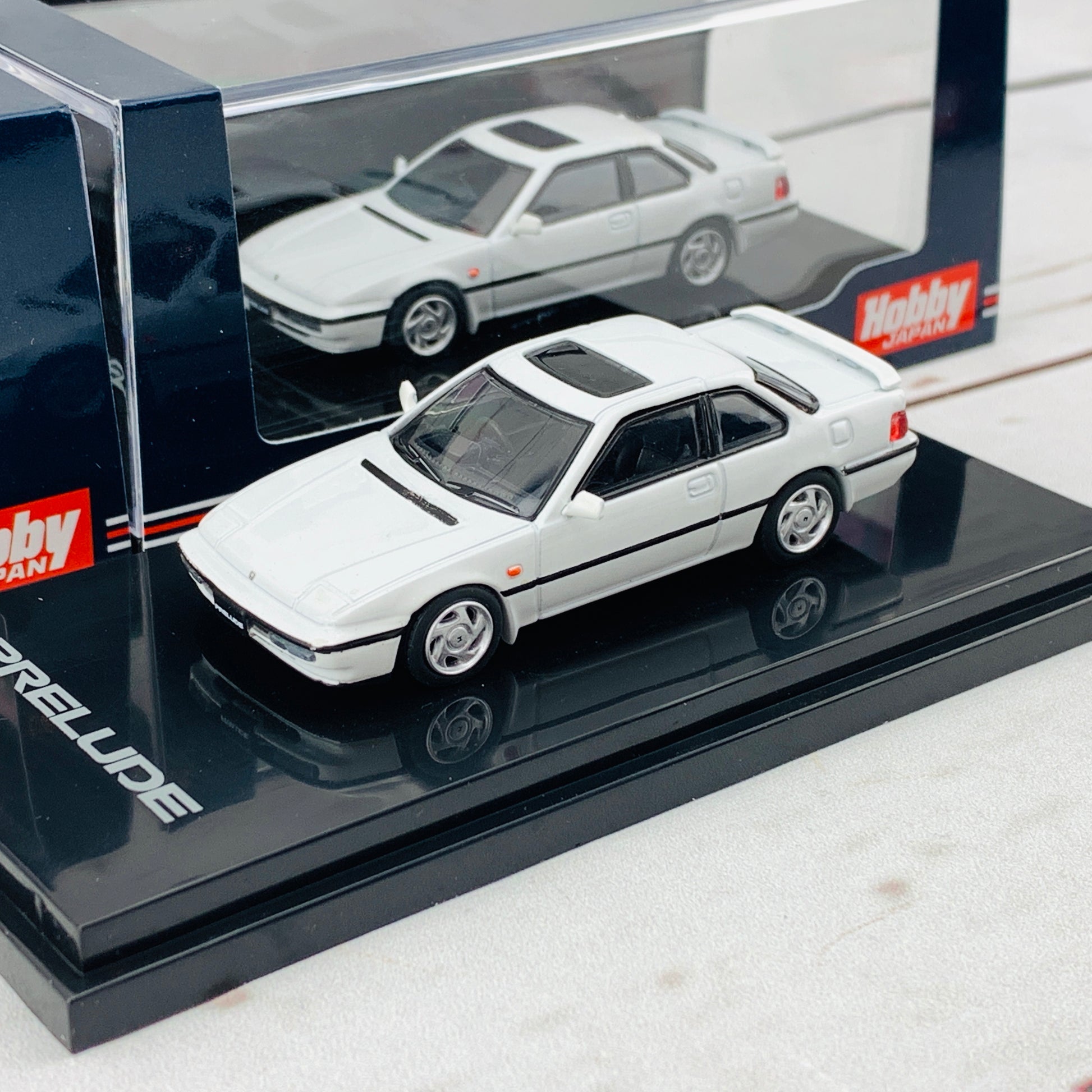 HOBBY JAPAN 1/64 Honda Prelude Si (BA5) 1989 Frost White HJ641002AW