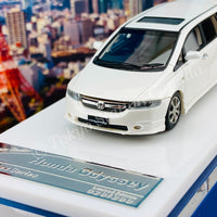 Stance Hunters 1/64 RESIN Honda Odyssey WHITE