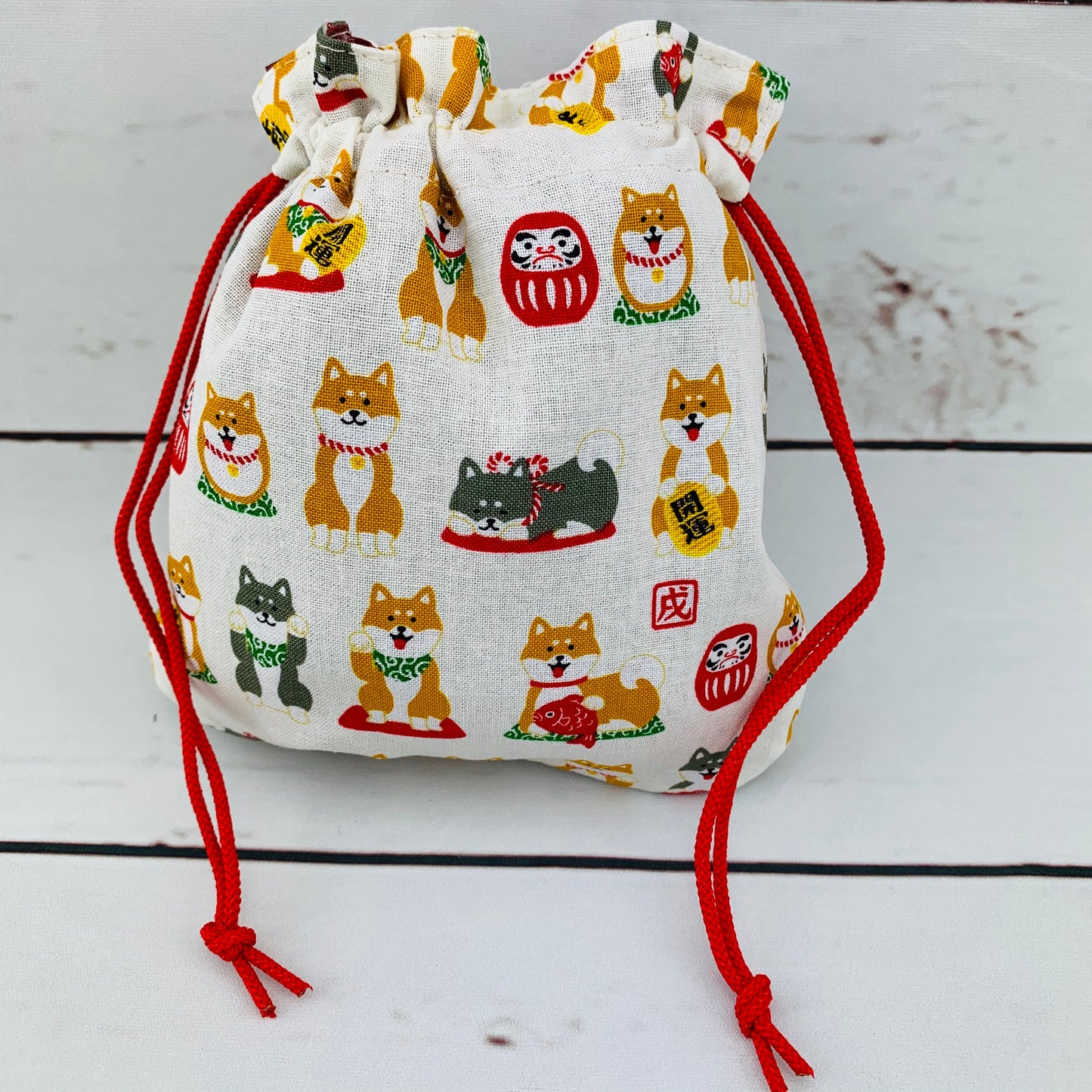 Shiba Inu おさんぽ日和 Drawstring Bag 303-700 Small White (MADE IN JAPAN)