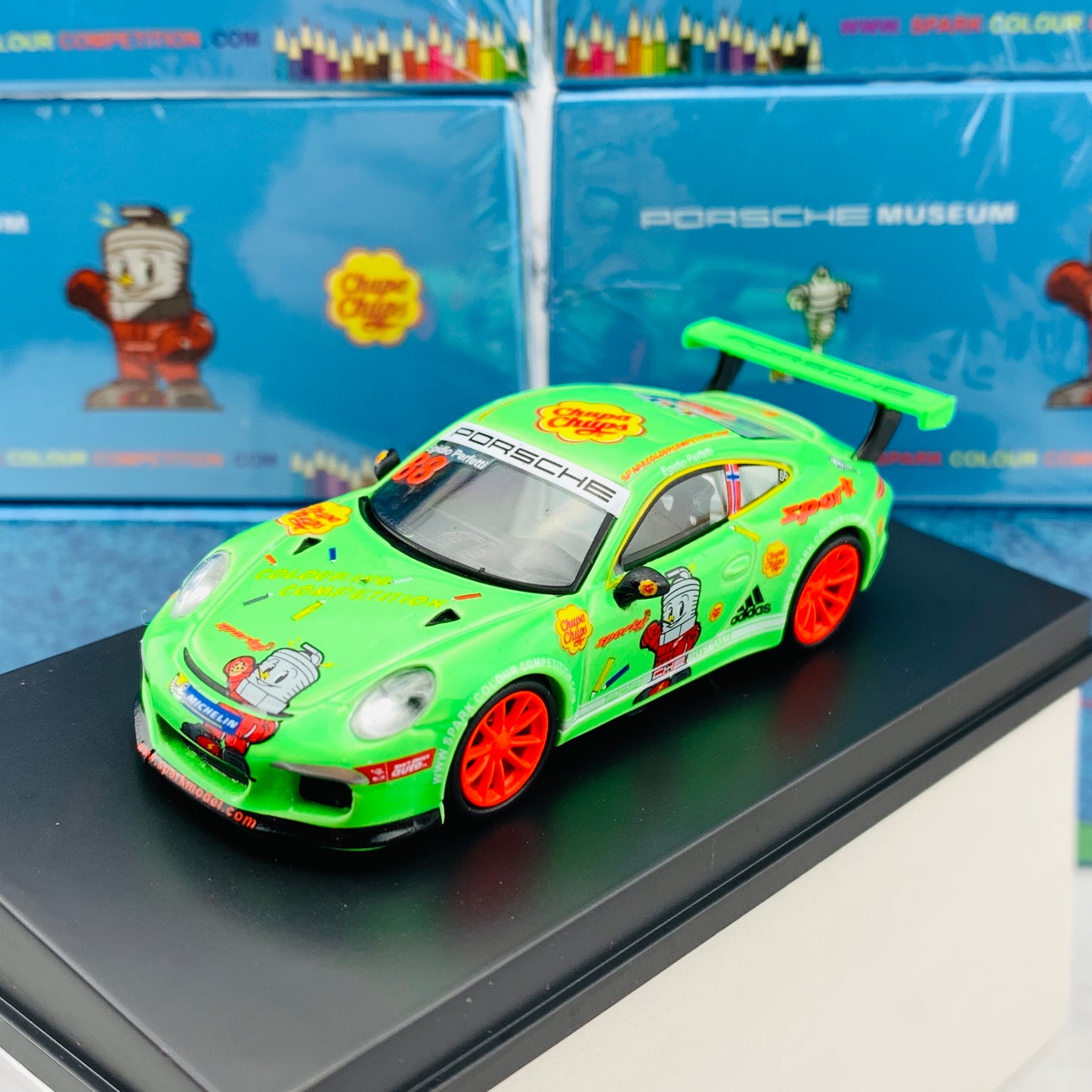 Sparky 1/64 991 CUP KOREA GREEN Y004