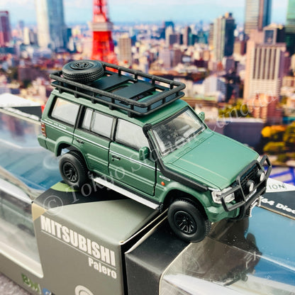 BM CREATIONS JUNIOR 1/64 Mitsubishi Pajero 2nd Generation JUNGLE PACK Matt Green LHD 64B0045