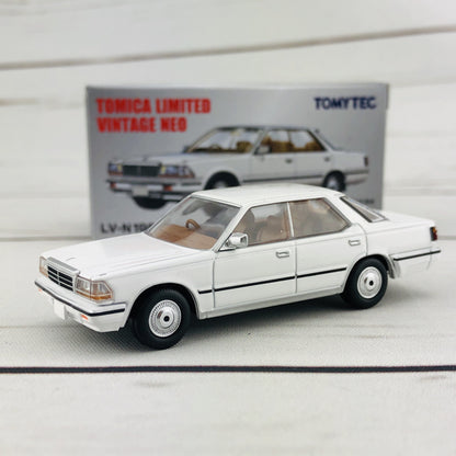 Tomica Limited Vintage 1/64 Nissan Gloria HT V20 Grandage White (1986) LV-N198a