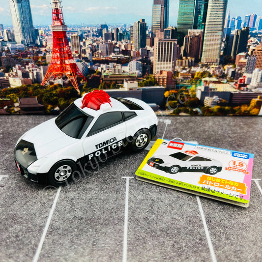 TOMICA Police Car for the first time 4904810199823
