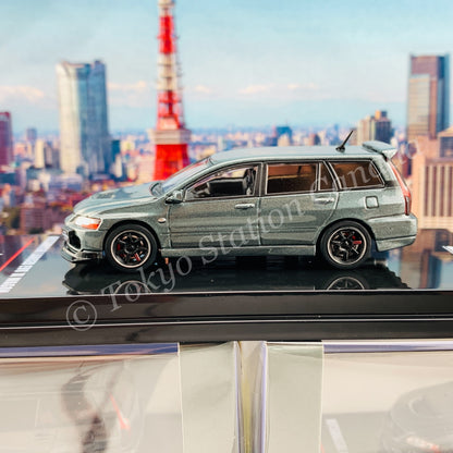 INNO64 1/64 MITSUBISHI LANCER EVOLUTION IX WAGON Medium Purplish Gray Mica With Extra Wheels and Extra decals IN64-EVO9W-PGM