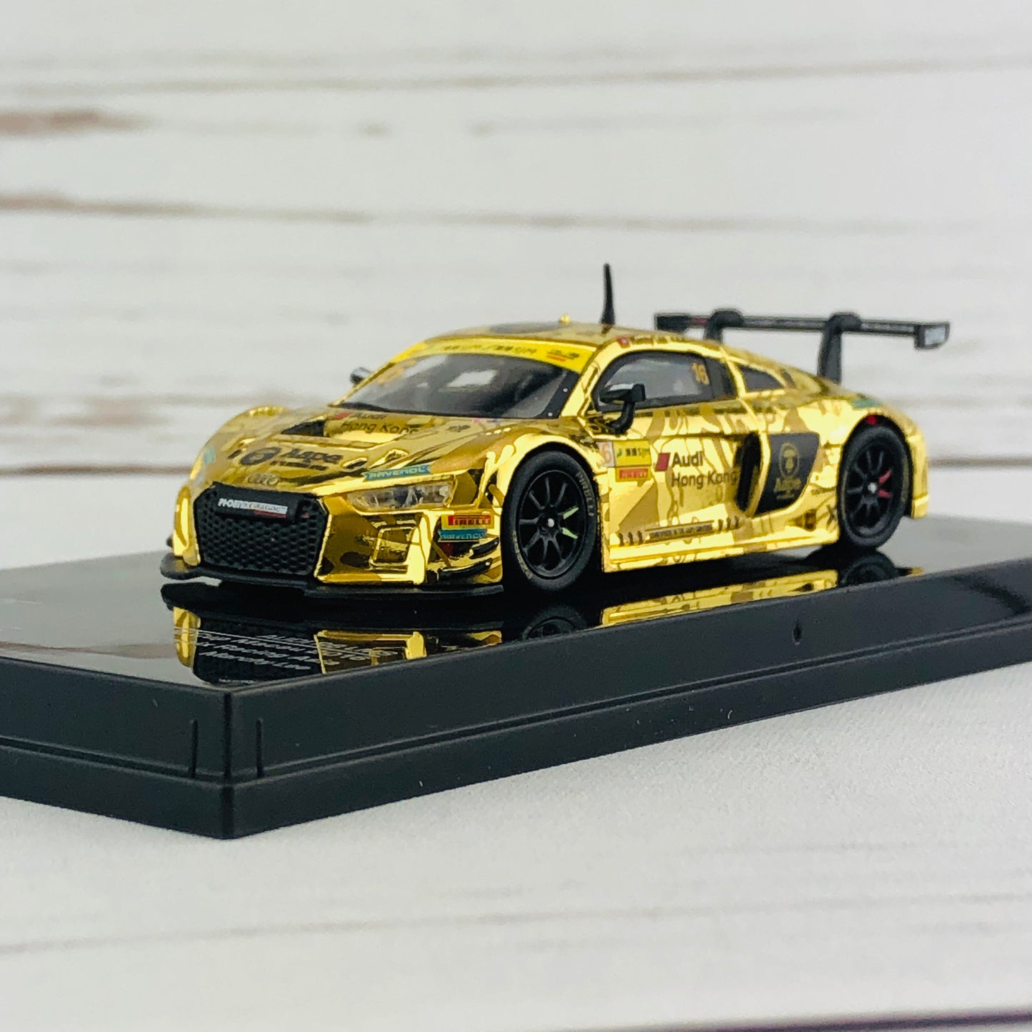 Tarmac Works 1/64 Audi R8 LMS - FIA GT World Cup Macau 2016 AAPE / Phoenix Racing Asia - Marchy Lee