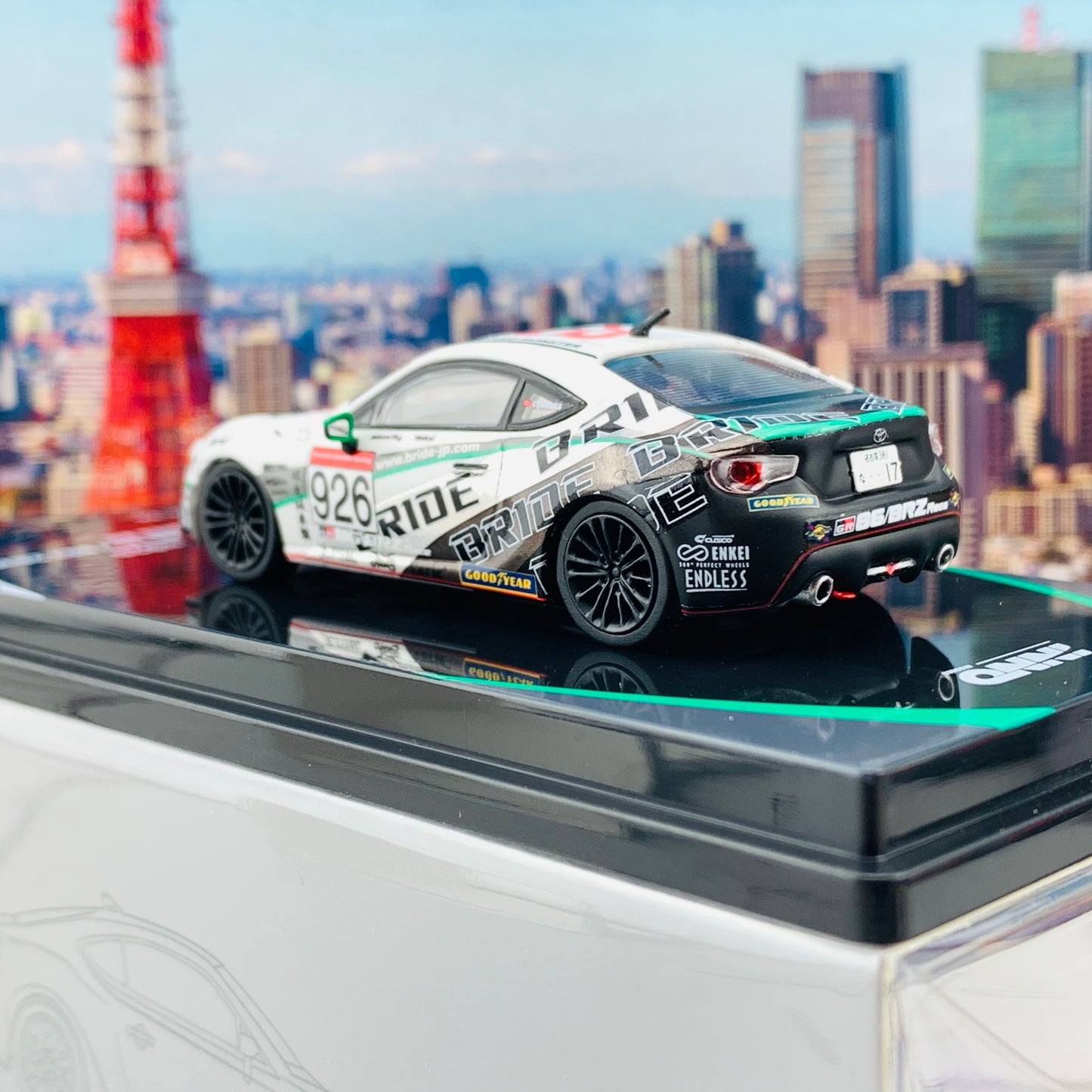 INNO64 1/64 TOYOTA 86 #926 "BRIDE" GAZOO RACING 86/BRZ 2016 Limited 1200pcs Worldwide - Charles Ng Signature Model IN64-GT86-BRI