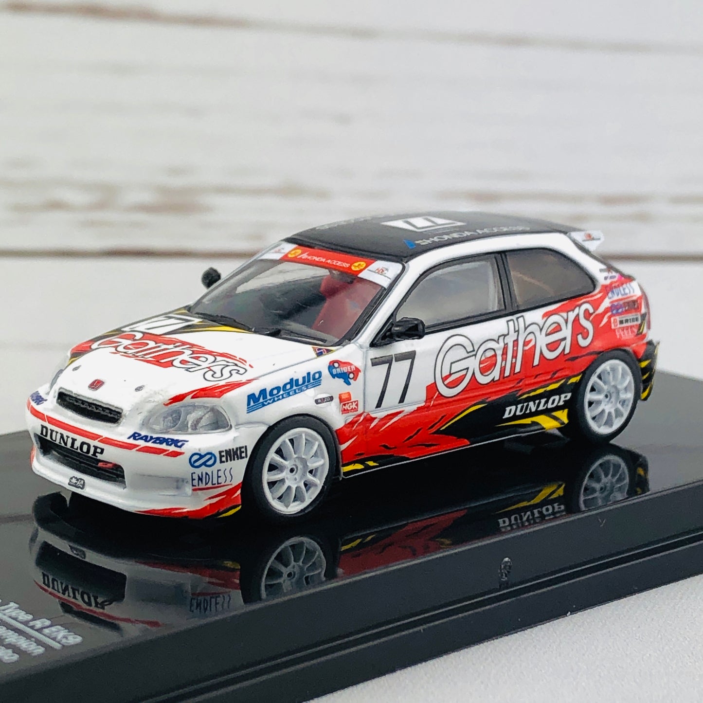 Tarmac Works 1/64 Honda Civic Type R EK9 Super Taikyu 1998 ST-4 Champion Gathers livery #77 T64–010-GR