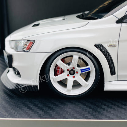 Ignition Model 1/18 Mitsubishi Lancer Evolution X (CZ4A) White IG2294