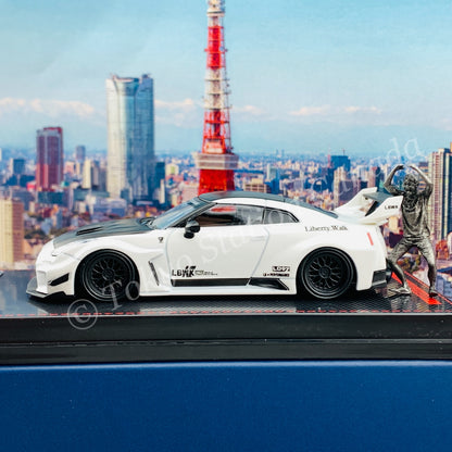 Ignition Model 1/64 LB-Silhouette WORKS GT Nissan 35GT-RR Pearl White With Mr. Kato metal figurine IG2388