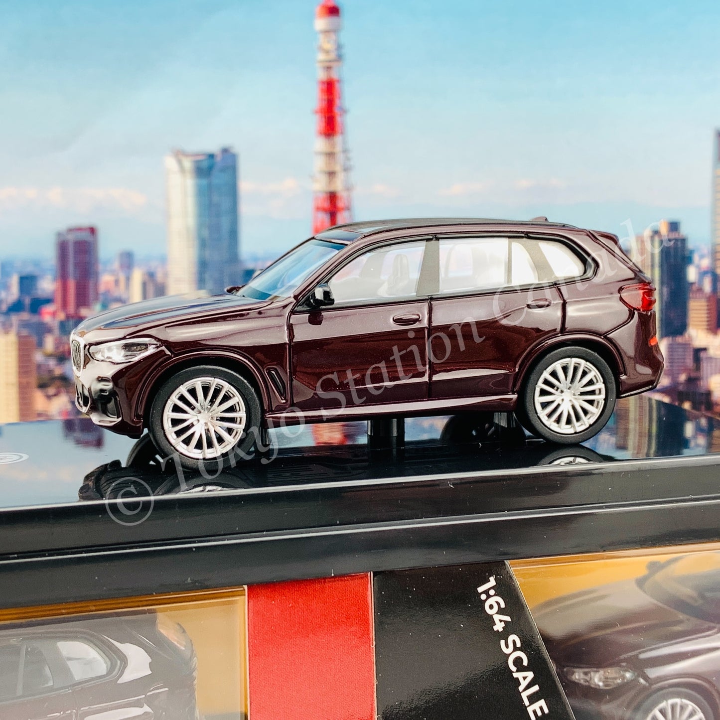 PARA64 1/64 BMW X5 G05 Ametrine LHD PA-55184