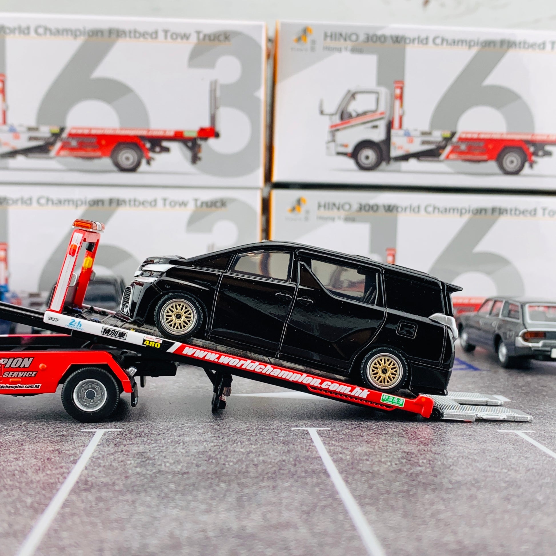 Tiny City 163 - HINO 300 Flatbed Tow Truck 日野300 韋川平板拖車