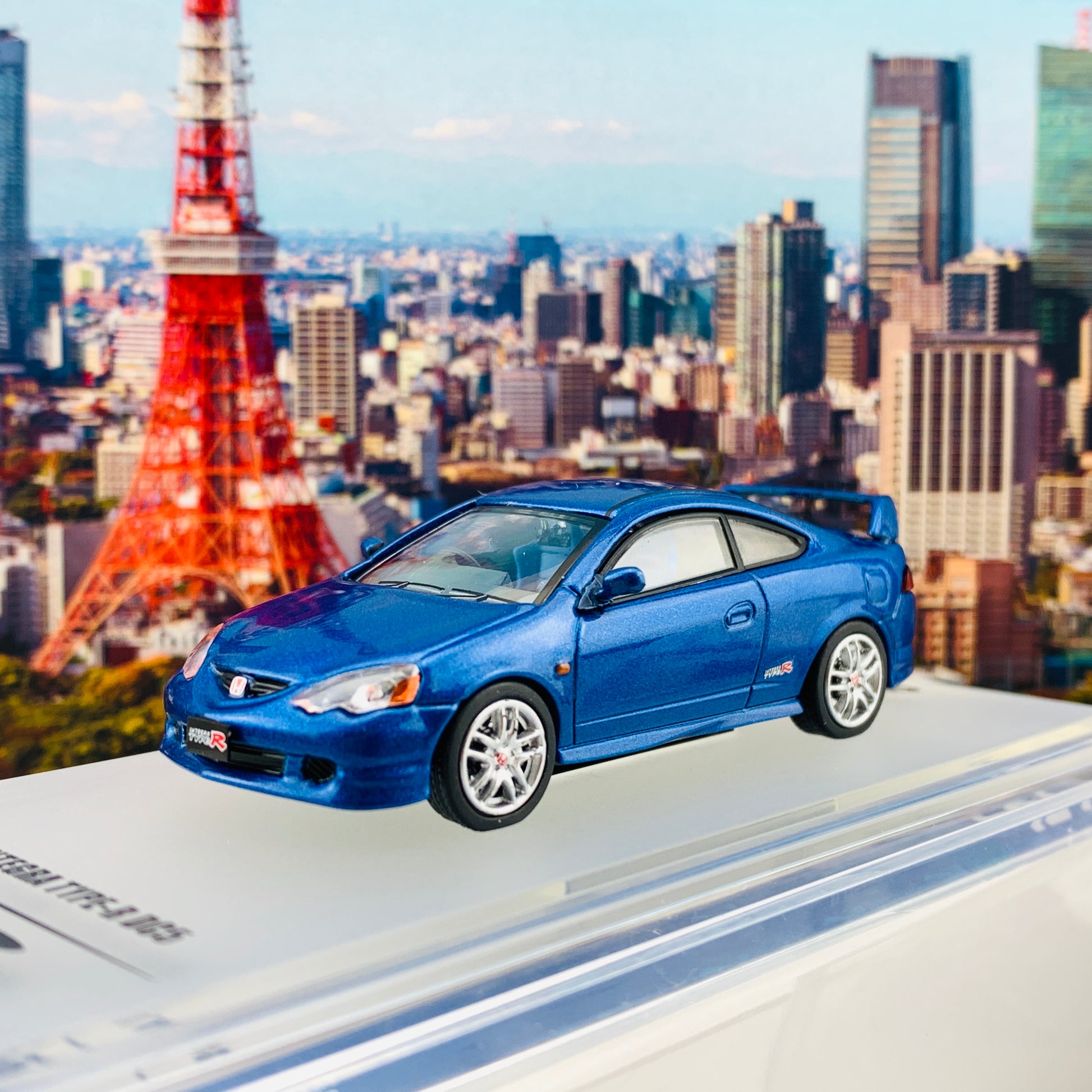 INNO64 1/64 HONDA INTEGRA TYPE-R DC5 BLUE IN64-DC5-BL