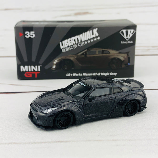 MINI GT LIBERTYWALK LB★WORKS Nissan GTR (R35) Magic Grey LHD MGT00035-L