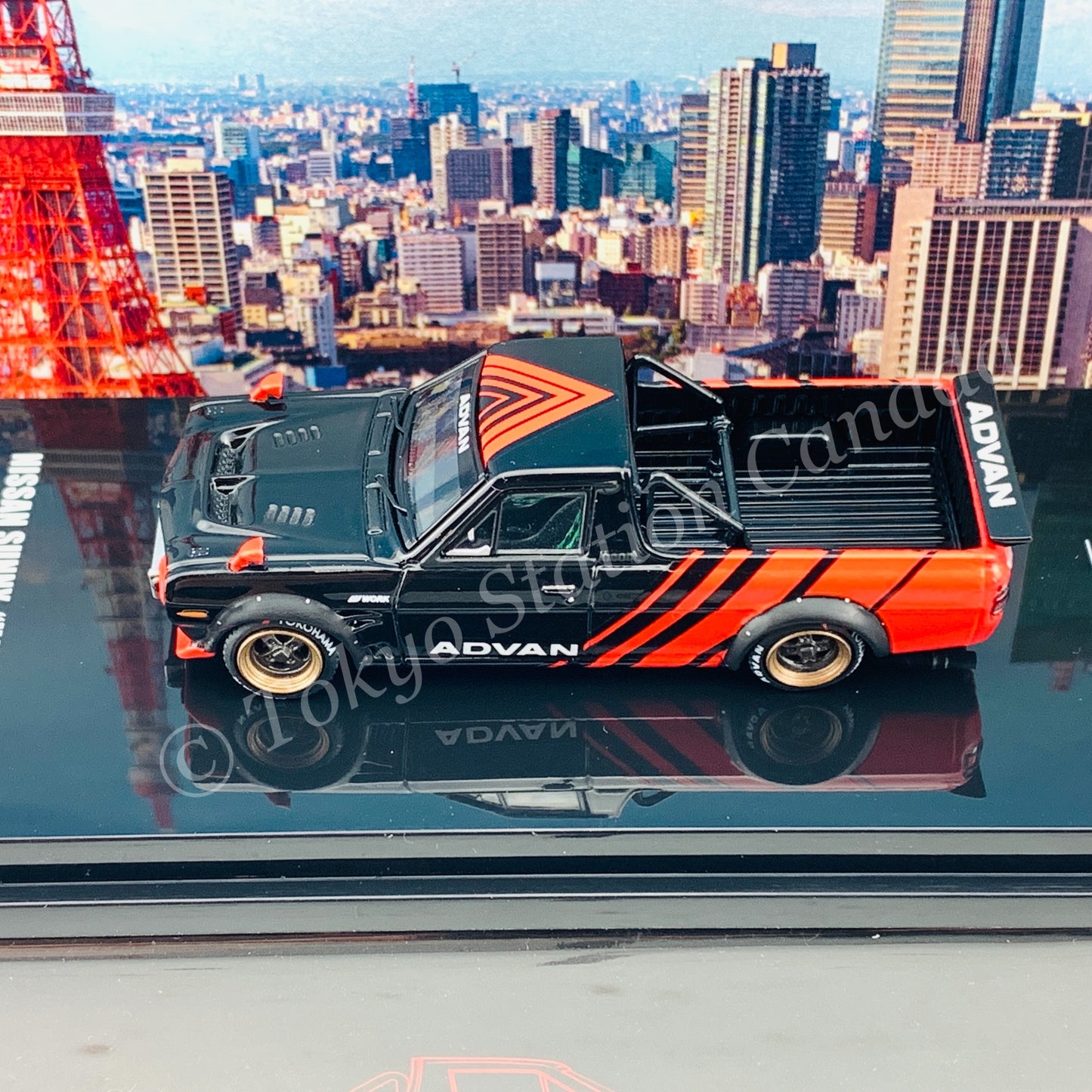 INNO64 1/64 NISSAN SUNNY "HAKOTORA" Pickup Truck  "ADVAN" Concept Livery WITH EXTRA WHEELS IN64-HKT-AD