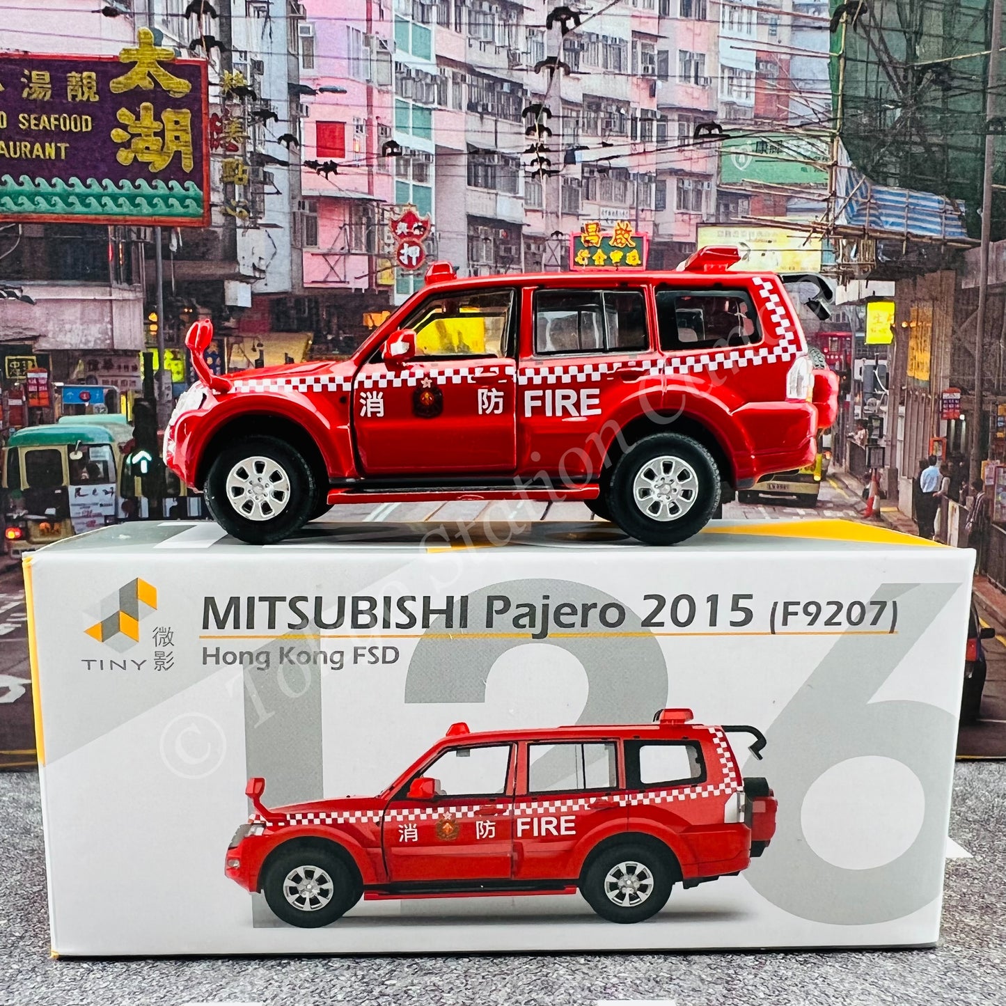 TINY 微影 126 Mitsubishi Pajero 2015 Hong Kong Fire Services Department  (F9207) ACT64931